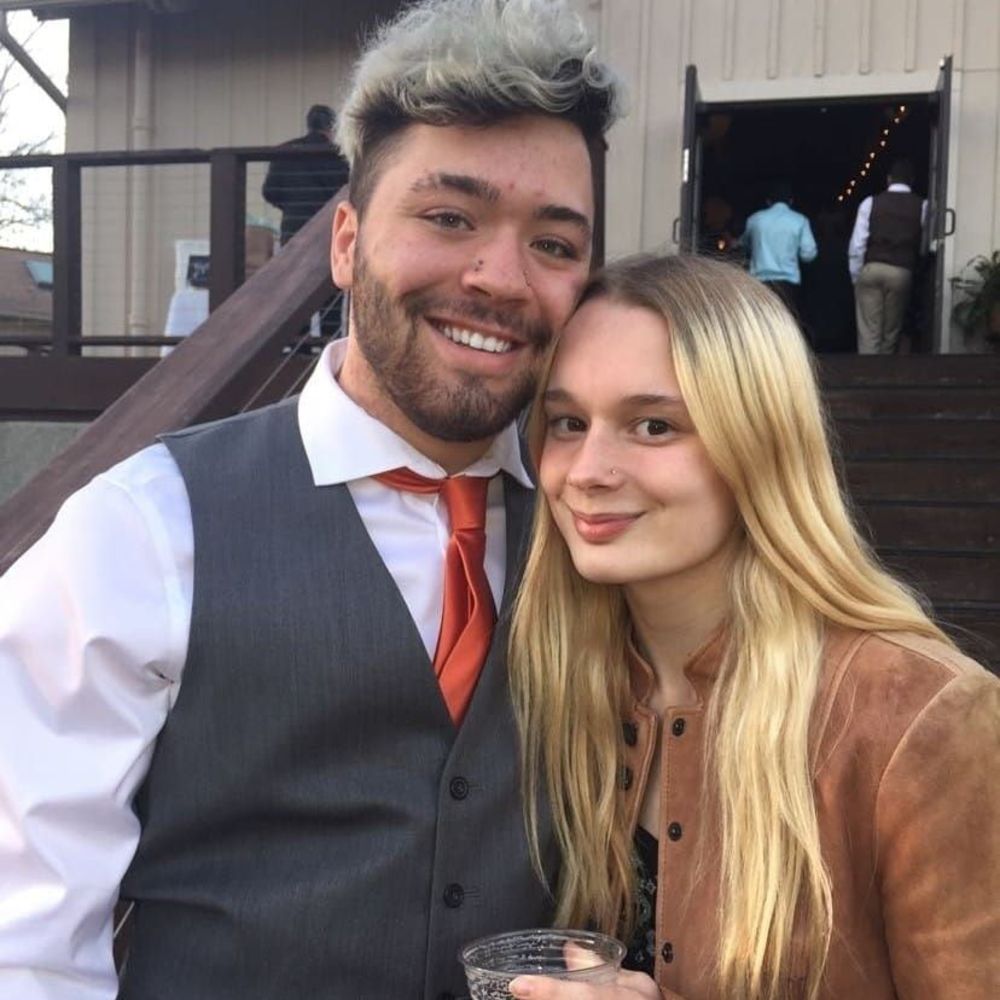 Meet your Posher, Ally